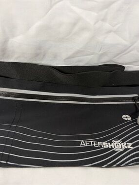 Aftershokz Black Athletic Zip Waist Pack